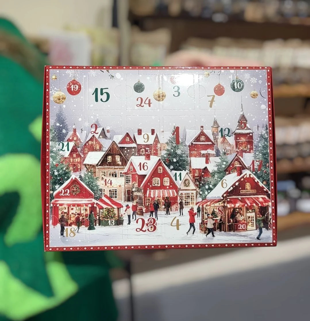 Адвент – Календар 24шт Різноманітного Китайського Чаю Червона Коробка